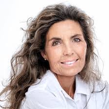 Amanda Chalmers's Instagram, Twitter & Facebook