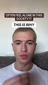 Robert Zebley's Instagram, Twitter & Facebook