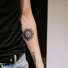 Each individual tattoo we create we put in a hint of love and laughter to share✨ check out our website for more information on our custom temporary tattoos, original temporary tattoos, and more! Semi Permanent Tattoo Temporary Tattoos Freehand Ink Jagua