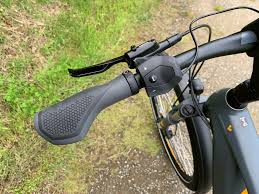 Cube fitted a suntour xcr 32 air suspension fork for easy adjustability and greater comfort. Cube Kathmandu 625 Off 64