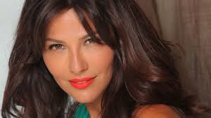 După florin călinescu, o altă vedetă se desparte de pro tv. Oana Cuzino Am Aceleasi Dimensiuni Din Liceu
