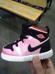 adorable definitely getting the air jordan 1 for my baby girl baby girl shoes cute baby shoes baby shoes