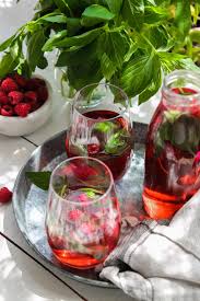 Bissap Aux Framboises Et Au Basilic Aime Mange Framboise Basilic Boisson