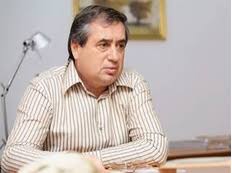 Afaceristul administreaza aproximativ 50.000 de hectare de teren agricol, fiind unul dintre cei mai mari cultivatori de cereale din romania. Companii Familia Lui Ioan Niculae Urmarita Penal Pentru Sustragere De Sub Sechestru Si Spalare De Bani