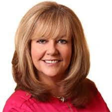 Colleen Tuttle's Instagram, Twitter & Facebook