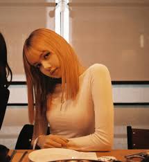 Lisa Blackpink Foreign Idols Share Their 2017 Chuseok Plans And Wishes Soompi Long Hair Styles Hair Styles Celebrity Style