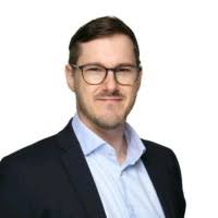 Sven Ignatzý Email & Phone Number