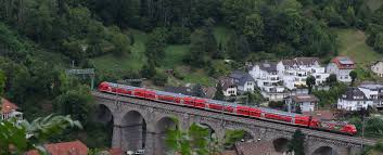 Das amtsblatt wird monatlich an alle erreichbaren haushalte in quedlinburg verteilt. Schwarzwaldbahn Stadt Hornberg