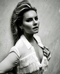 Elisha Cuthbert, Photoshoot by Damon Baker, 2017.