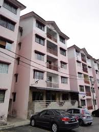 To the west, it shares part of its border with perak. Gunong Berembun Hotels