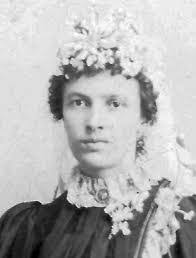 Mary Stumpf's Instagram, Twitter & Facebook