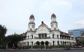 Lawang sewu, bangunan ikonik yang berada di jantung kota semarang ini merupakan museum kereta api yang dikelola oleh pt. Roy Kiyoshi Ungkap Misteri Lawang Sewu Kota Semarang Yang Angker Masih Banyak Noni Noni Video Tribun Jateng