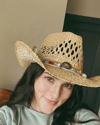 Spencer Yates (@_spencerlauren) • Instagram photos and videos