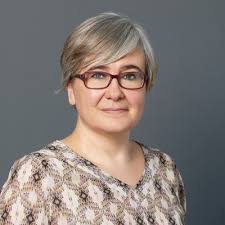 Junior lawyers of all sorts, you probably have a supervising attorney and  there is a good chance he or she is BUSY.