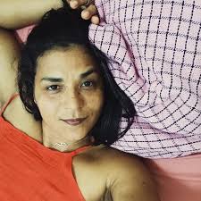 J'ai 46 ans Cherche une femme qui craint Dieu pour une relation sérieuse et  à long terme conduisant au mariage.