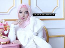 Selamat pengantin baru diucapkan buat joy revfa dan pasangannya, penyanyi kerohanian popular, hafiz hamidun yang telah diijabkabulkan di masjid negeri sultan salahuddin abdul aziz shah, shah alam pada 1 mei 2017 lalu. Andai Cabaran Anda Lebih Teruk Berbanding Saya Bangkitlah Ingat Dugaan Itu Anugerah Allah Joy Revfa Nona