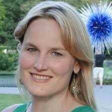 Anna Eliot's Instagram, Twitter & Facebook