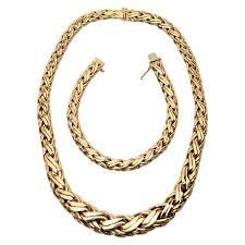 We did not find results for: Zelman And Friedman Woven Wheat Braided 14 Karat Yellow Gold Necklace Bracelet Set For Sale At 1stdibs