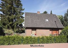 Vor 1940, 2 etage, garten, garage vorhanden, keine innenbesichtigung, innerhalb einer denkmalgeschützten gesamtanlage gesamtfläche: Drml9hotpwxlcm