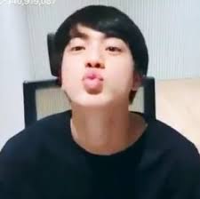 Eat jin season 2 kim seokjin introduces the food while eating (eat jin season 2 소개하면서 밥 . Thread By Cafejns Seokjin Sending Kissing To The Camera A Very Short But Wholesome Compilation