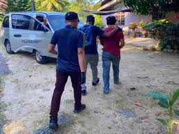 Pusat rawatan kami menjalankan rawatan secara jarak jauh & dekat, mempunyai pelbagai perkhidmatan seperti rawatan saka keturunan, rawatan sihir, rawatan pasangan, rawatan rezeki, pulih masalah jodoh, pulih pasangan curang, kesan barang hilang, buka mata ke 3, belajar. Dadah Lembah Semerak Tasik Pauh Dan Limbongan Lokasi Panas