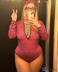 Onlyfans lauramariexoxo porn gal 855