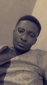 Job posting for walker in empty shop with 45k salary