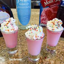 Add the liquor to the cake mix batter before baking. Tipsy Bartender Strawberry Birthday Cake Shots Video Tutorial Http Youtu Be Gycnu M Kau Strawberry Birthday Cake Shots 1 2 Oz 15ml Vodka 1 2 Oz 15ml Strawberry Liqueur 1 2 Oz 15ml Vanilla Liqueur 1 Oz 30ml Half