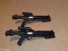 This listing is for sterling l2a3 smg bolt plastic replica. Star Wars A New Hope E 11 Sterling Smg Replica Prop Weapon