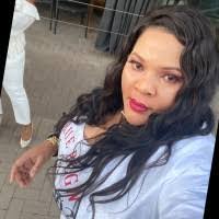 Lilian Shepard's Instagram, Twitter & Facebook