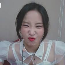 올림픽 금메달까지 한 걸음 남겨 두고 미끄러졌다. ì´ë‹¤ë¹ˆ Datsikinbin Twitter