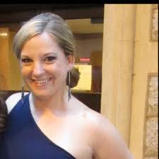 Mary Daye's Instagram, Twitter & Facebook