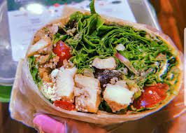 Sedapat mungkin gunakan sayuran organik dan juga. Crunchaus Salads Wiyung Surabaya Lengkap Menu Terbaru Jam Buka No Telepon Alamat Dengan Peta