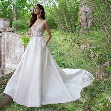 Сбежавшая невеста читает реп,жених плачет. Lazaro Wedding Dresses Eternal Bridal