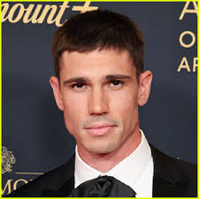 Is Tanner Novlan Single or Married? Meet the Hallmark Star's Actress Wife! 