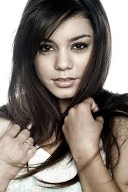 Lola Tran (linhtran1995)