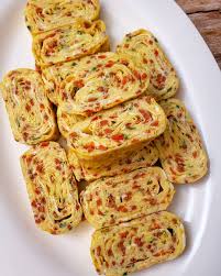 02.04.2019 · cook and stir beef and pork in the hot skillet until browned and crumbly, 5 to 7 minutes; Seonkyoung Longest Gyeran Mari Very Popular Korean Side Dish Made With Eggs And Veggies German Means Egg Mari Means Rolled Pretty Much Korean Egg Roll Lol Ingredients 4 Eggs Tsp