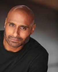 Biography author matching "ravi" (Sorted by Popularity Ascending)