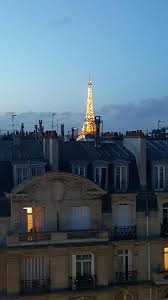 To discover all our offers and book: Apartment Studio Vue Tour Eiffel Paris France Booking Com