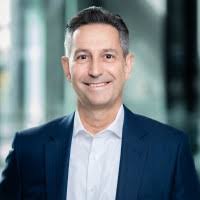 2800+ "Tó Merlini" profiles