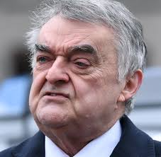 He is a member of the conservative christian. Herbert Reul Die Umfragen Gehen Ja Bei Der Csu Gerade Runter Welt