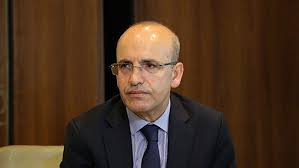 Başbakan yardımcısı mehmet şimşek ve eşi esra şimşek, fenerbahçe kulübü'nün eski başkanı ali şen'in yanı başbakan yardımcısı mehmet şimşek'i̇n resmi 151 bin tl'ye alıcı buldu. Mehmet Simsek Ingiltere Ye Mi Gidiyor Ekonomi Haberleri
