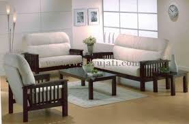 Kursi tamu merupakan salah satu bagian paling penting dalam sebuah ruangan. Set Kursi Tamu Sofa Meja Kaca Modern Kursi Tamu Sofa Dengan Desain Terbaru Dan Harga Terbaik Untuk Semua Wooden Sofa Designs Minimalist Living Room Sofa Design