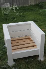 Diy Outdoor Chairs And Porch Makeover Diy Outdoor Furniture Pallet Patio Furniture Cheap Patio Furniture
