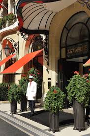 Pin Auf Hotel Plaza Athenee Paris
