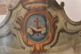 La masseria fortificata san francesco si compone di un suggestivo mosaico di spazi sinergici e diversificati tra loro in base ad ampiezza, collocazione e intrinseca funzionalità. About The Symbol Of San Francesco Of Assisi And Some Others Italy Umbria