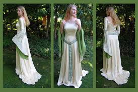 Celtic Wedding Dress Celtic Wedding Pinterest Celtic Wedding Dress Celtic Dress Medieval Wedding Dress