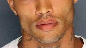 Not all men are genetically blessed with a chiselled, defined and strong jawline. How To Get A Male Model Face 7 Ways To Get A Male Model Face Structure