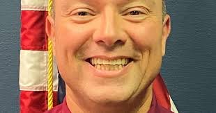 Police Chief Waters announces run for mayor