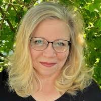 Sandy Fulton's Instagram, Twitter & Facebook